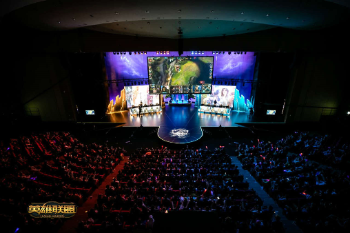 LCK天才中单中单蛮王仅六千八伤害，团战魔术师沦为吉祥物表现